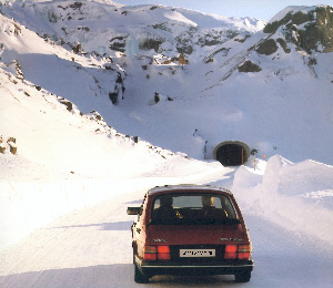 saab veilig in de sneeuw met winterbanden