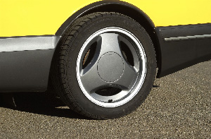 strakke aero velg onder uw saab